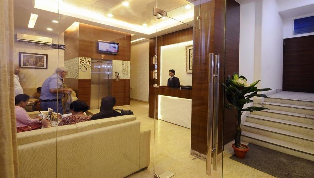 Airport Hotel Goodluck Ню Делхи Екстериор снимка